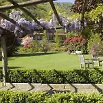 Park Belvedere מלון 3*